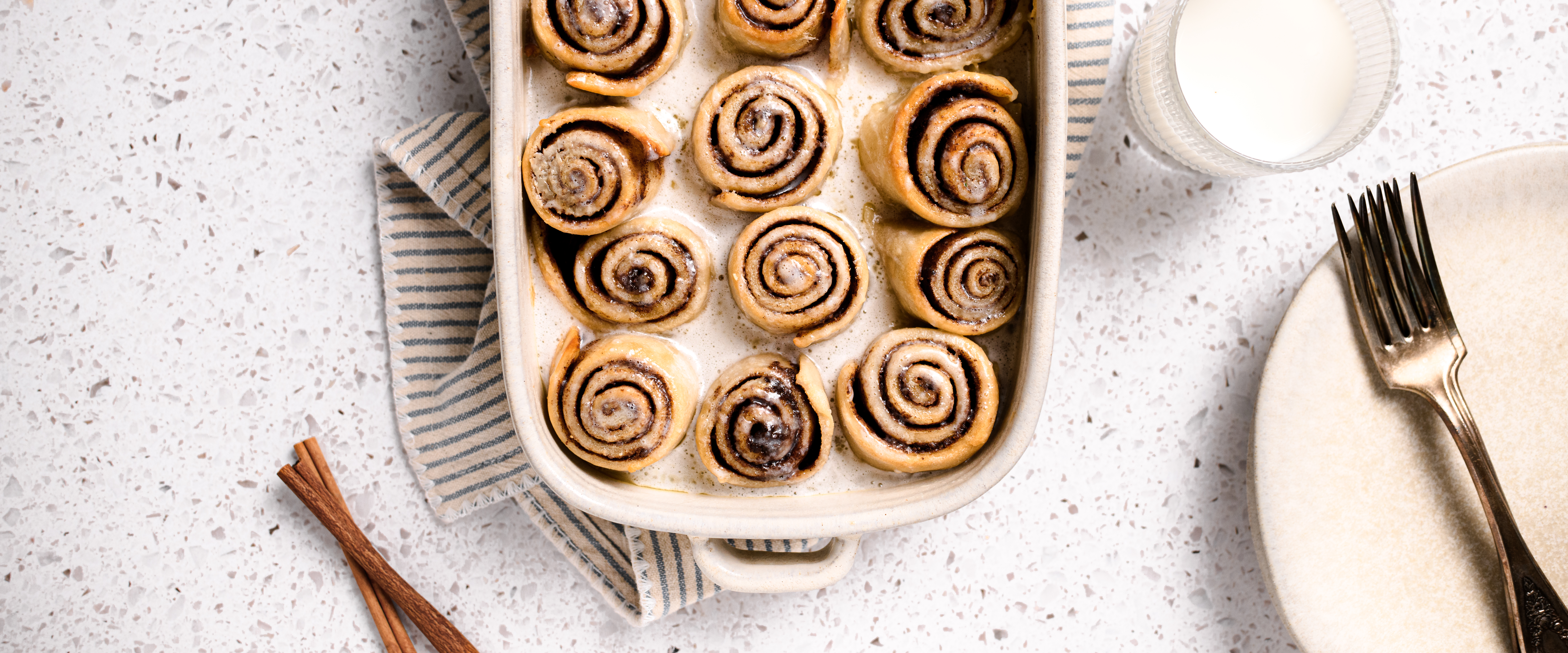 Greek Yogurt Chai Cinnamon Roll Recipe | U.S. Dairy