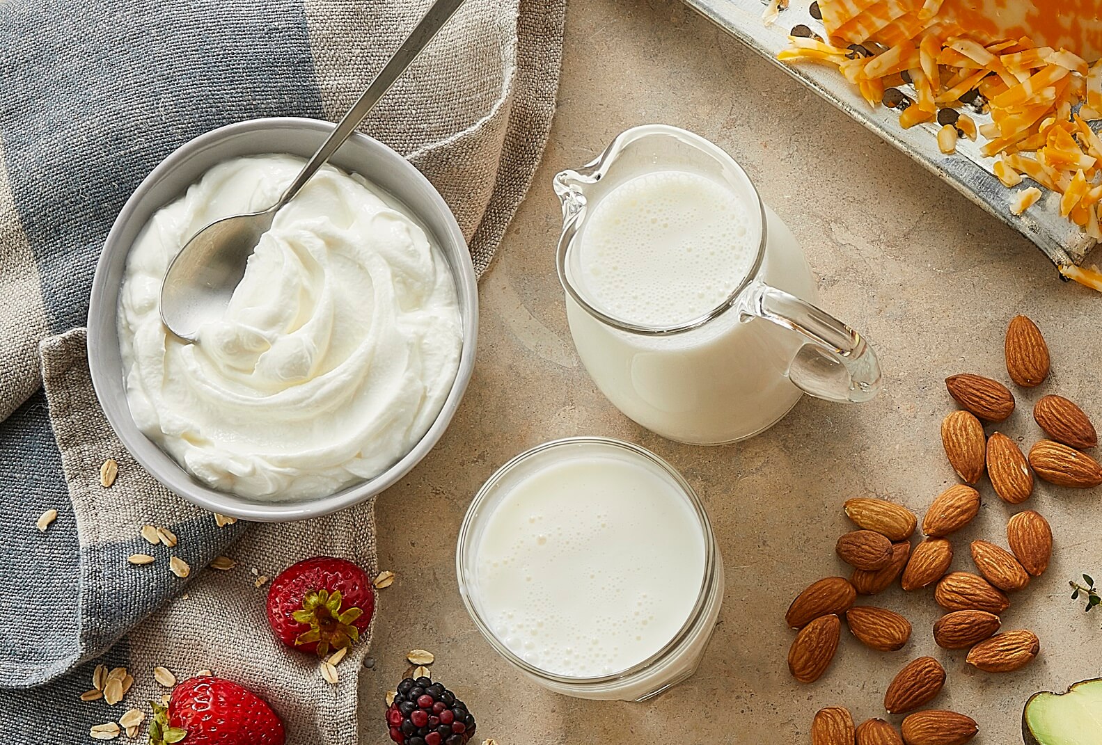 5 loại thực phẩm từ sữa có ít lactose tự nhiên - Viam Clinic