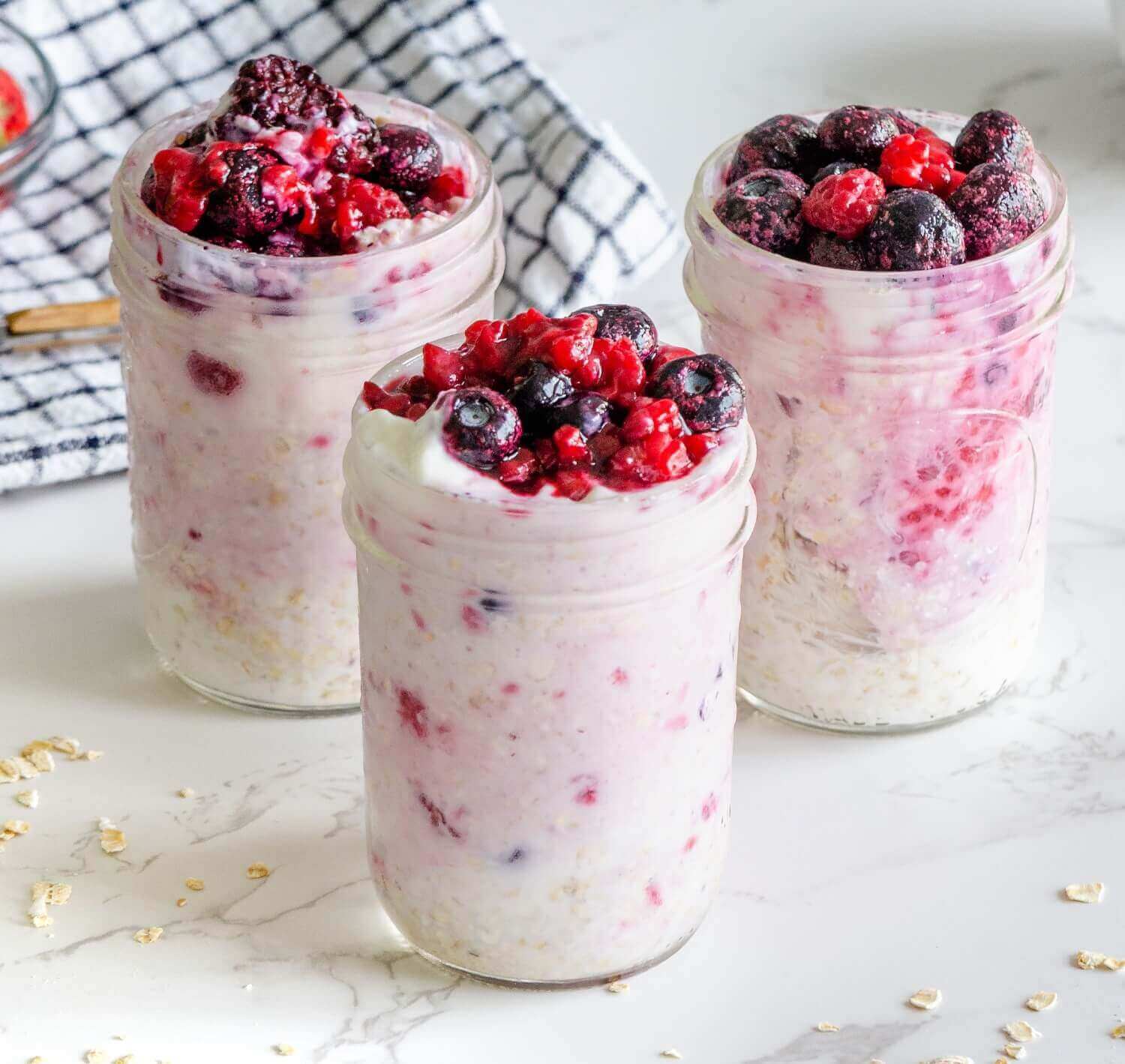 Overnight Oats With Frozen Fruit